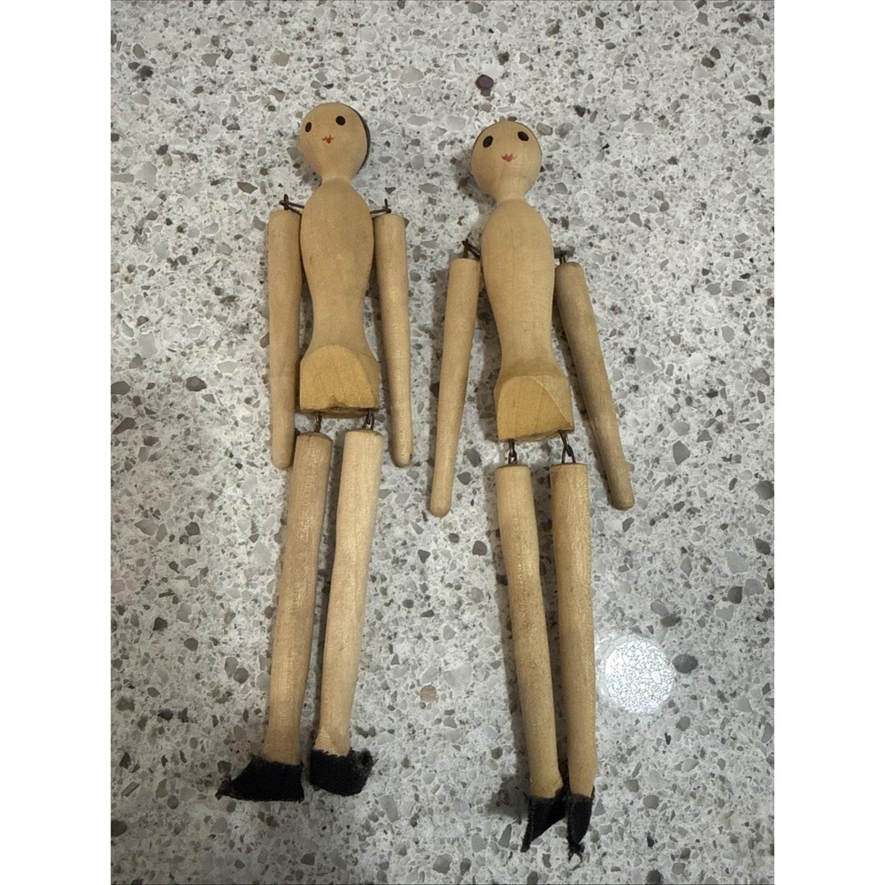 Set Of Vintage Shackman Wood Peg Penny Doll With Wire Joints